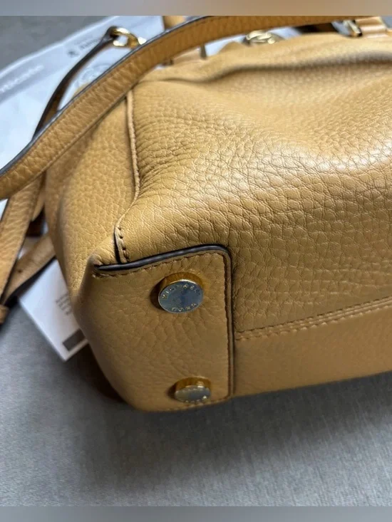 Michael Kors Pebbled Leather Riley Satchel- Peanut Butter/Tan W/COA and GUC💜 - Picture 13 of 16